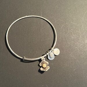 Alex & Ani Vintage Oyster Shell with Pearl Silver Charm Bracelet